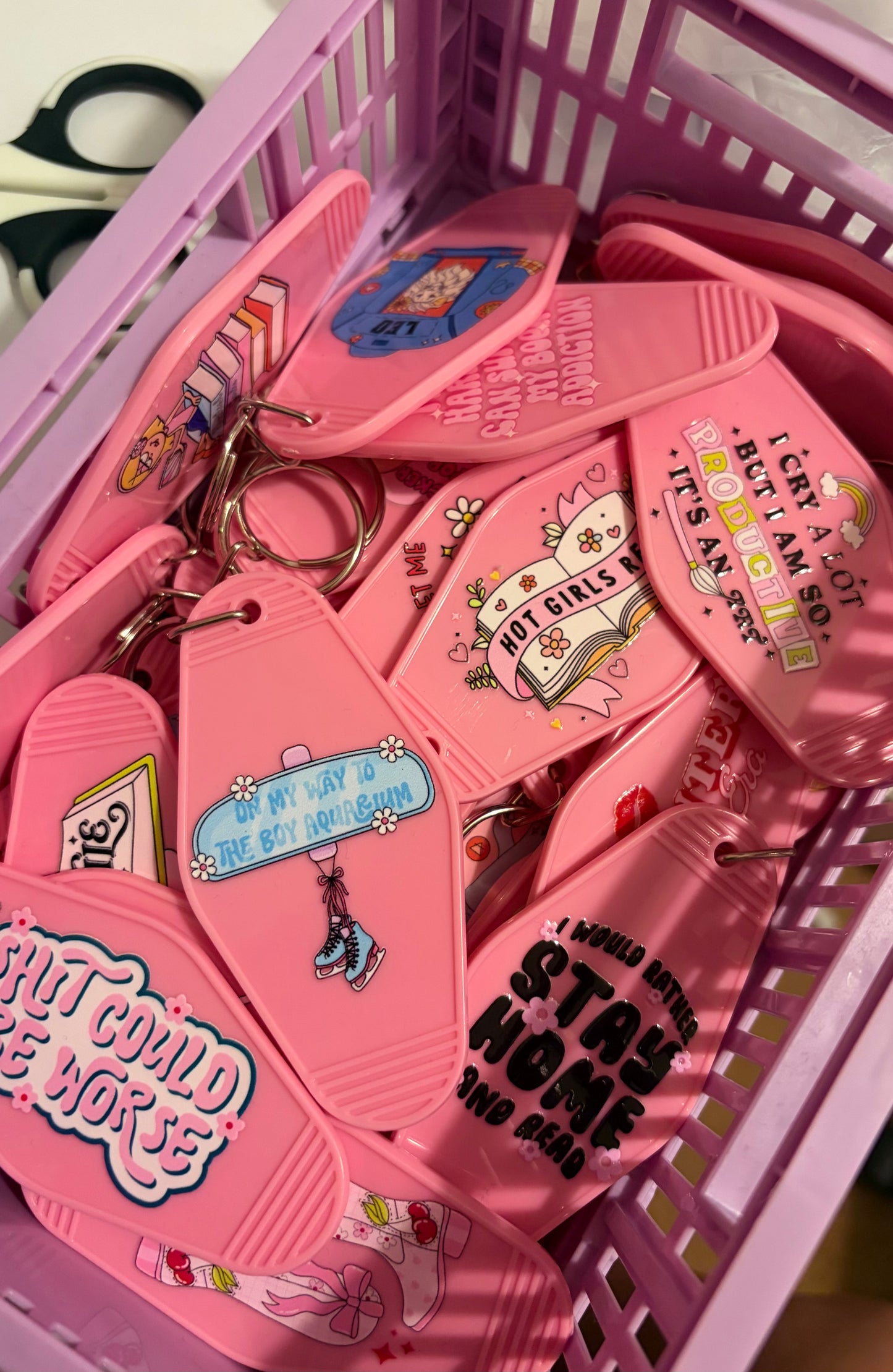 Hot Girls Read Floral Keychain