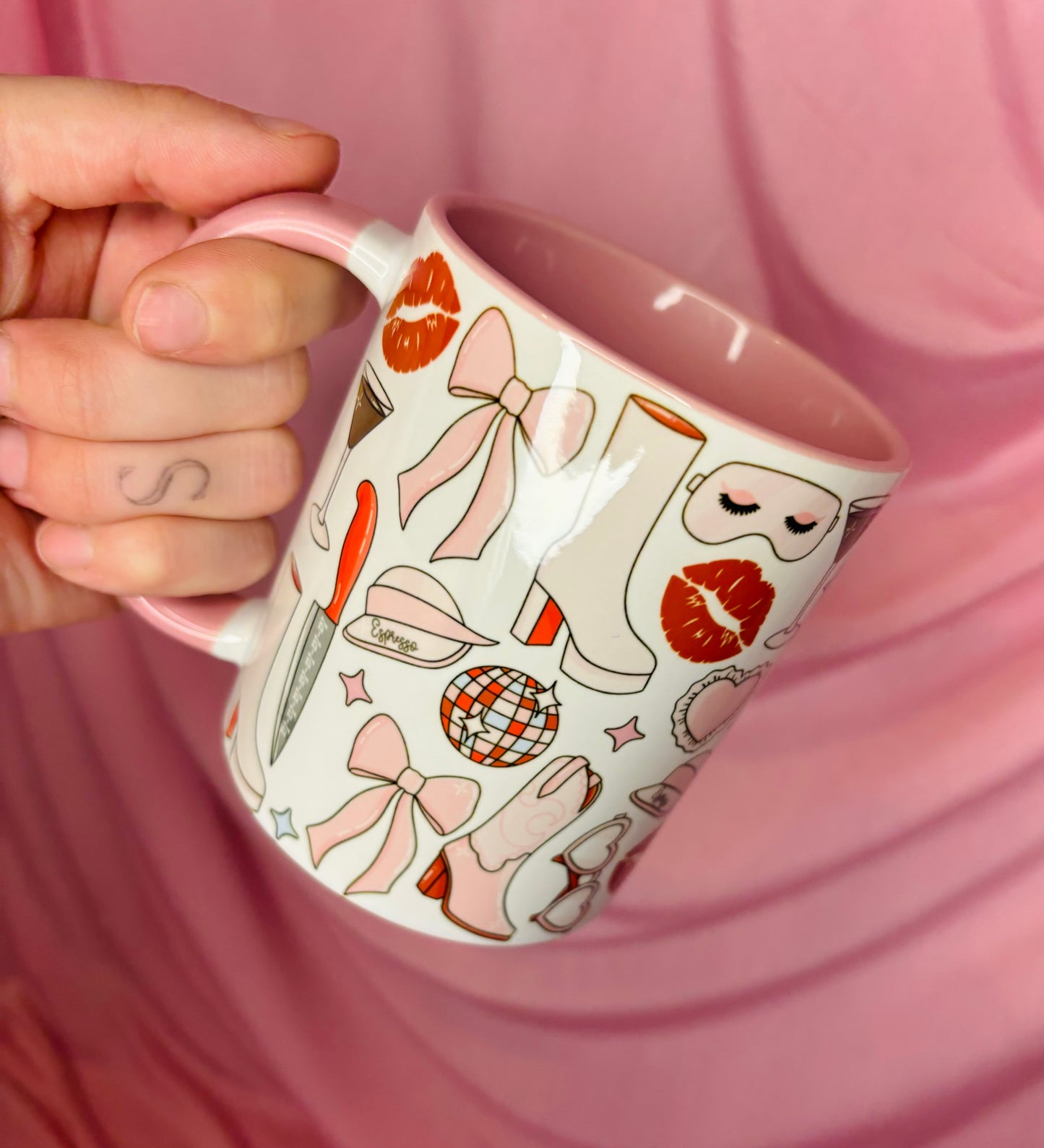 Sabrina all over print, pink and white mug