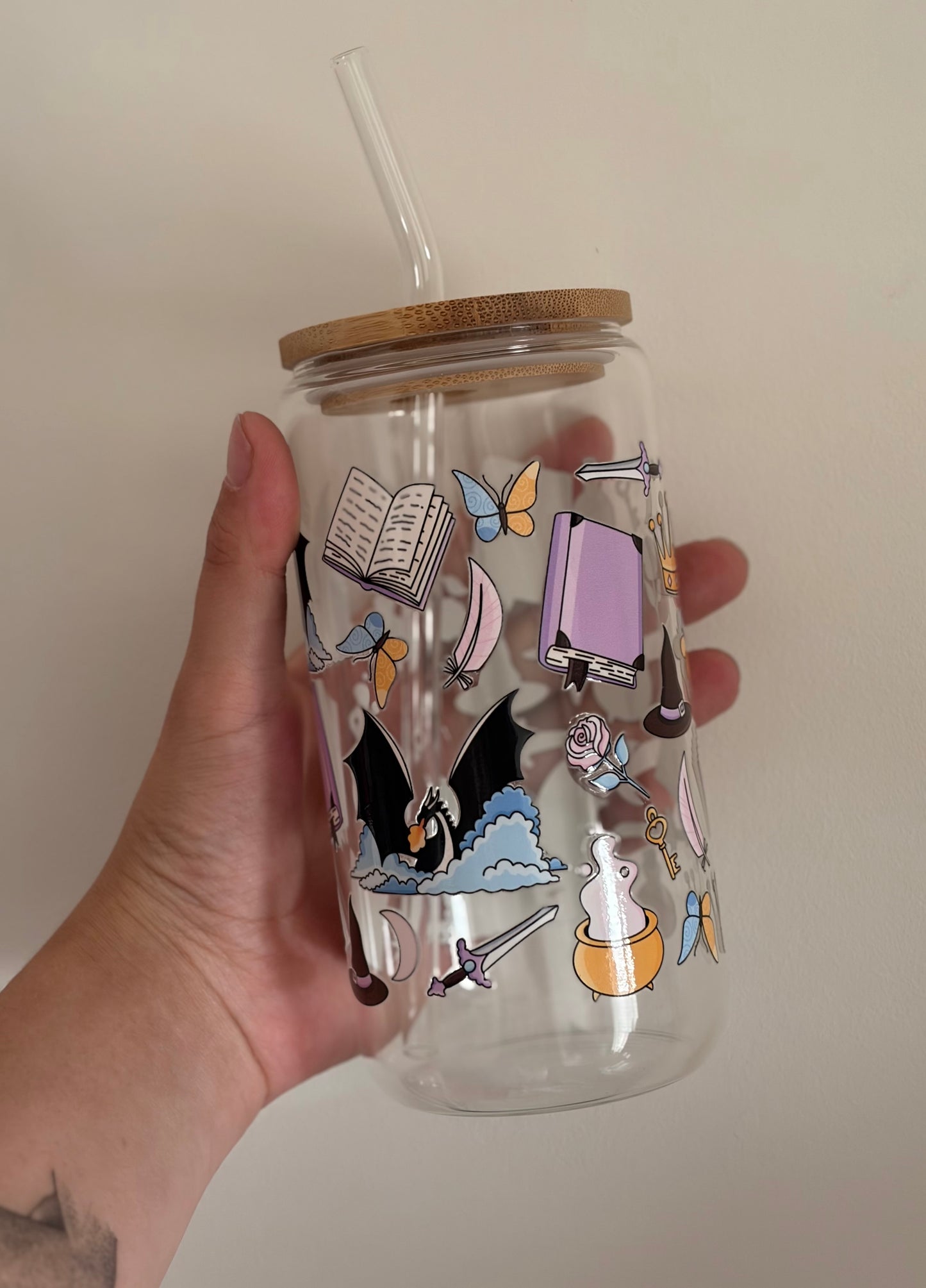 Fantasy glass with bamboo lid and straw