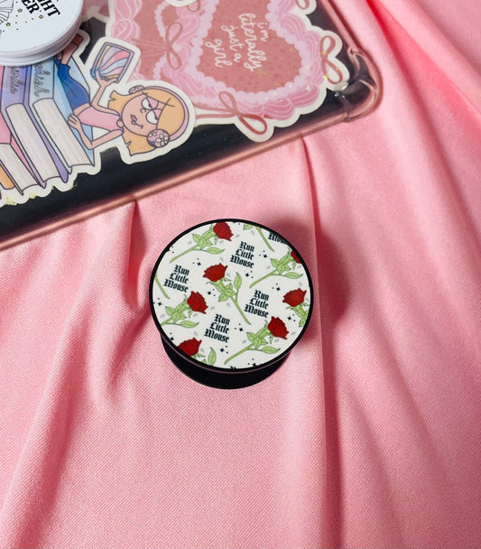 Run little mouse Kindle Grip