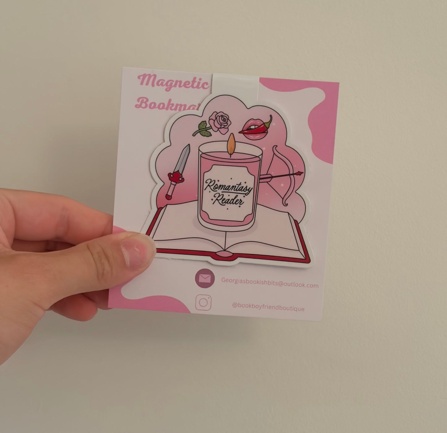 Romantasy Reader Magnetic Bookmark