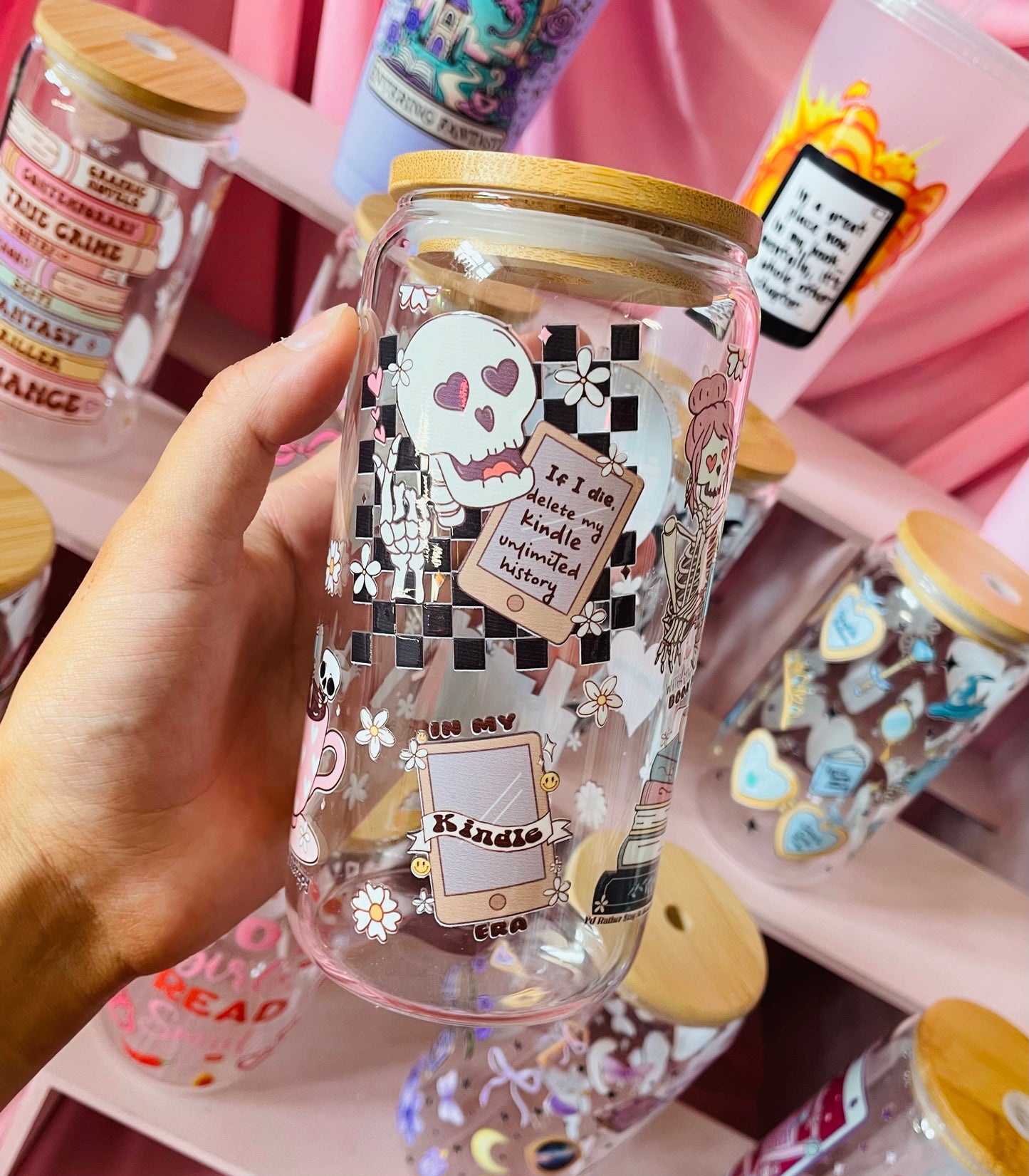 Ghostie readers glass with bamboo lid and straw