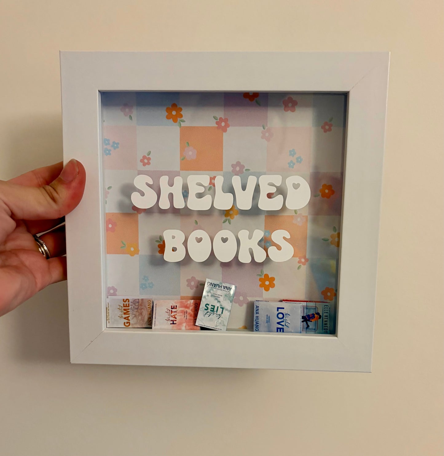 Shelved books box for mini books